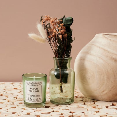 Scented Candle & Dried Flowers